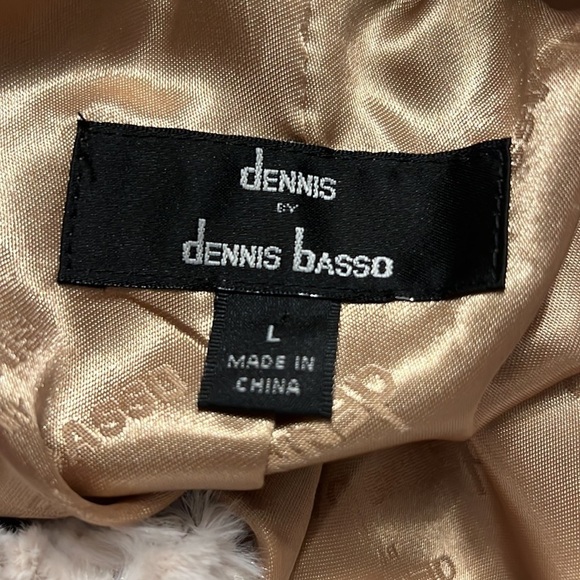 DENNIS BRASSO Faux Fur 1 Button Closure Coat in Alabaster Size Large - Picture 8 of 8